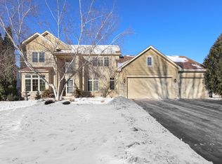 2890 Cougar Path, Prior Lake, MN 55372