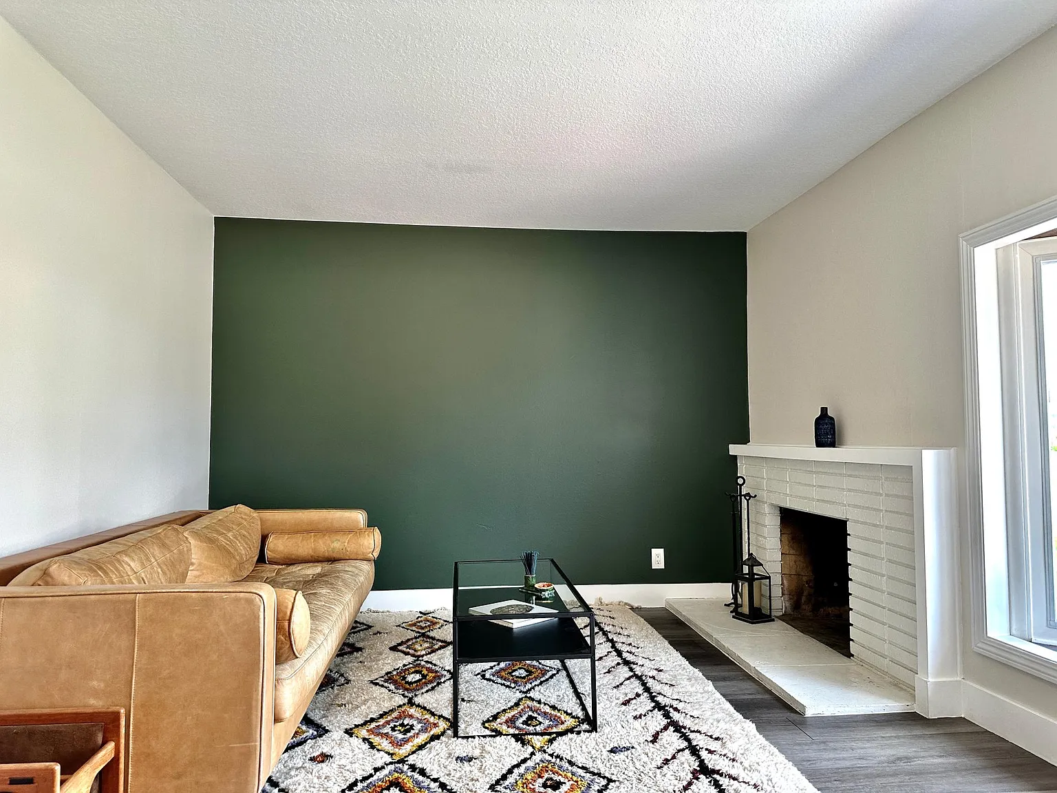 4 bed, 1680 sqft, $4,350 — Photo 4