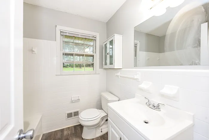 7307 Patricia Dr — Photo 9