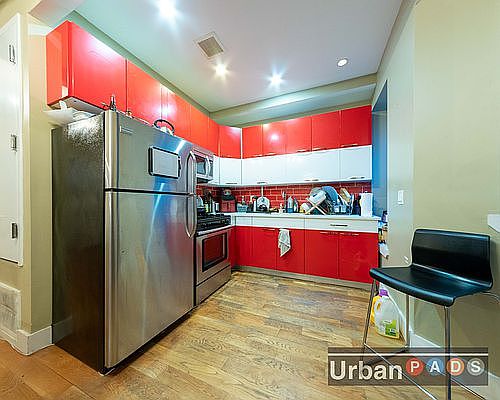 1st image of 264 Halsey St #9