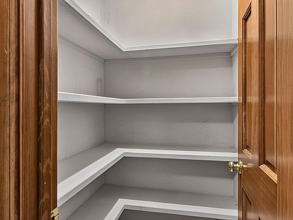 5th image of 4305 Quail Pointe Rd