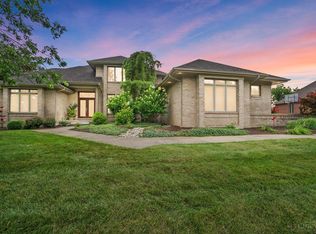 1098 River Forest Dr, Maineville, OH 45039