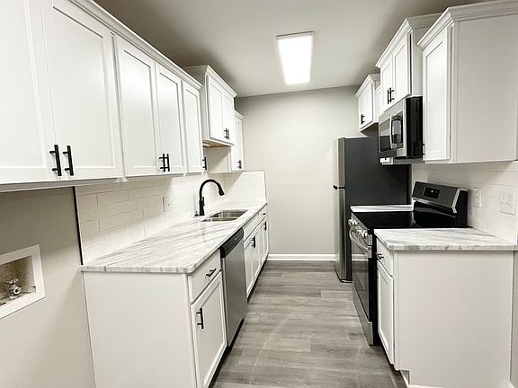 3rd image of 709-713 Melody Ln #C3