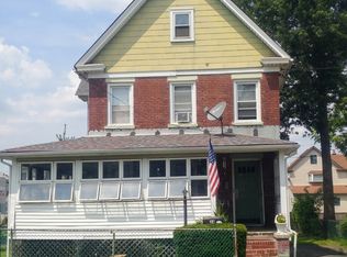 24 Henry Pl, Hackensack, NJ 07601