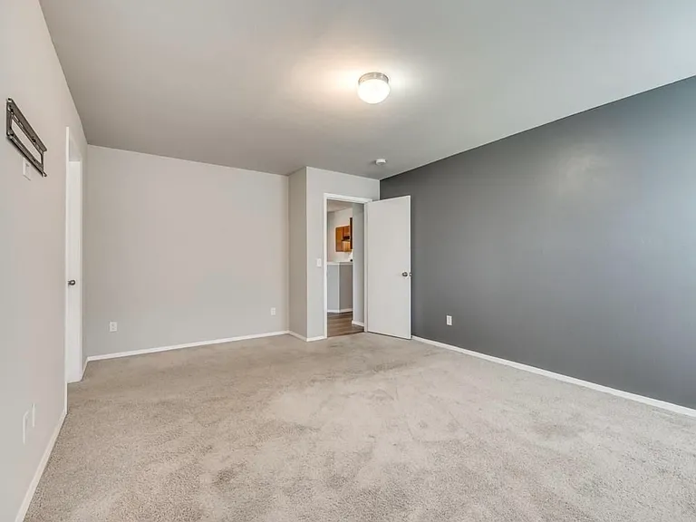 7609 Lipizzan Rd — Photo 12