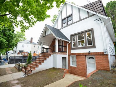 811 Hollywood Ave, Bronx, NY, 10465