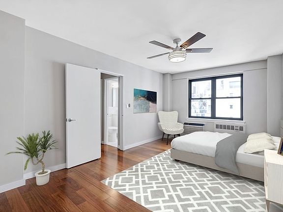 4th image of 1202 2nd Ave #16F