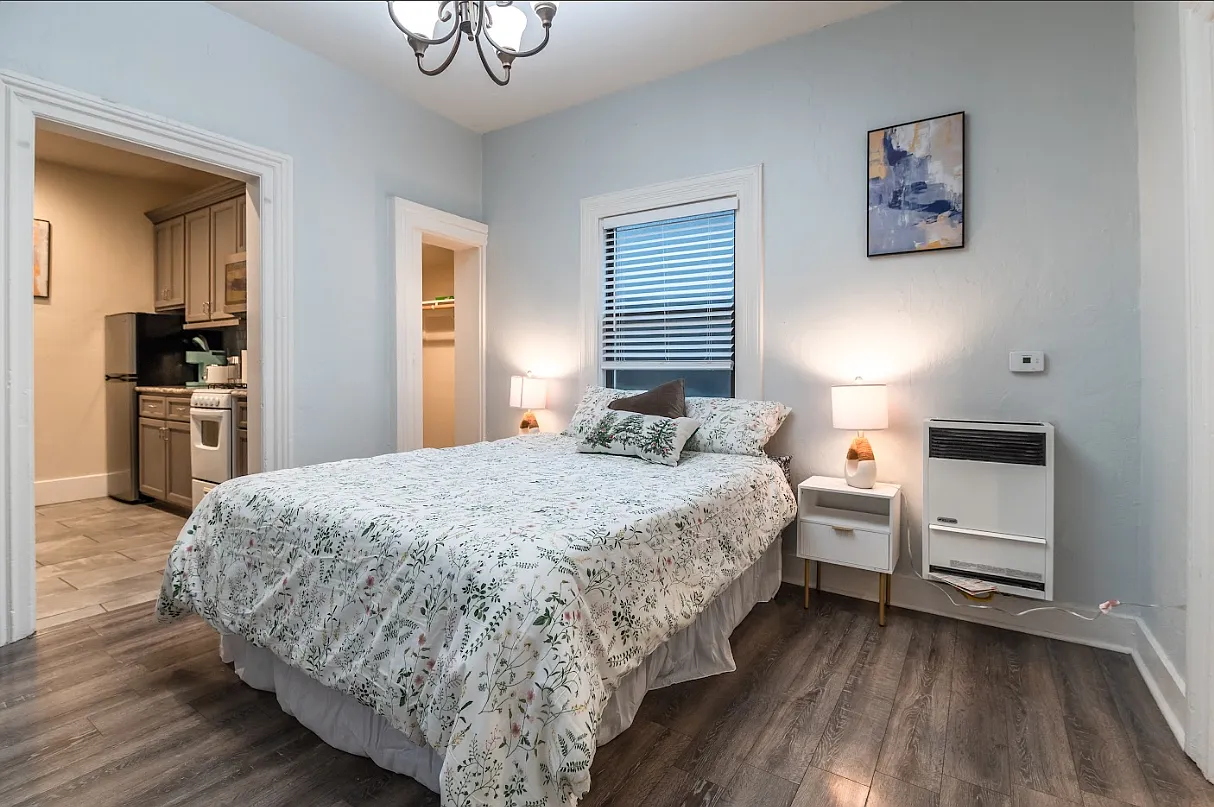 Studio, 500 sqft, $1,850 — Photo 1