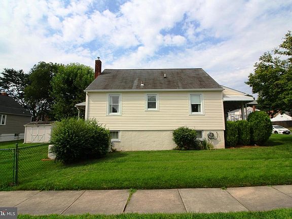 3rd image of 8321 Avondale Rd
