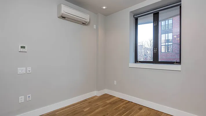Rented by Nooklyn NYC LLC | media 27