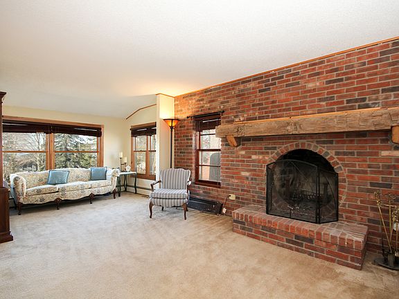 4th image of 9505 Portage Lake Ave