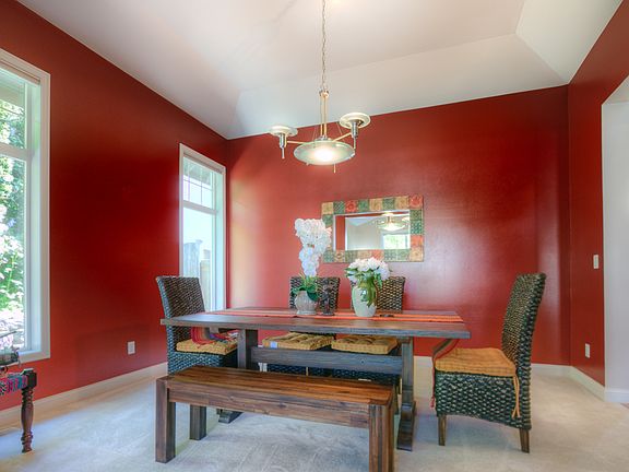 4th image of 22571 SE 14th Pl