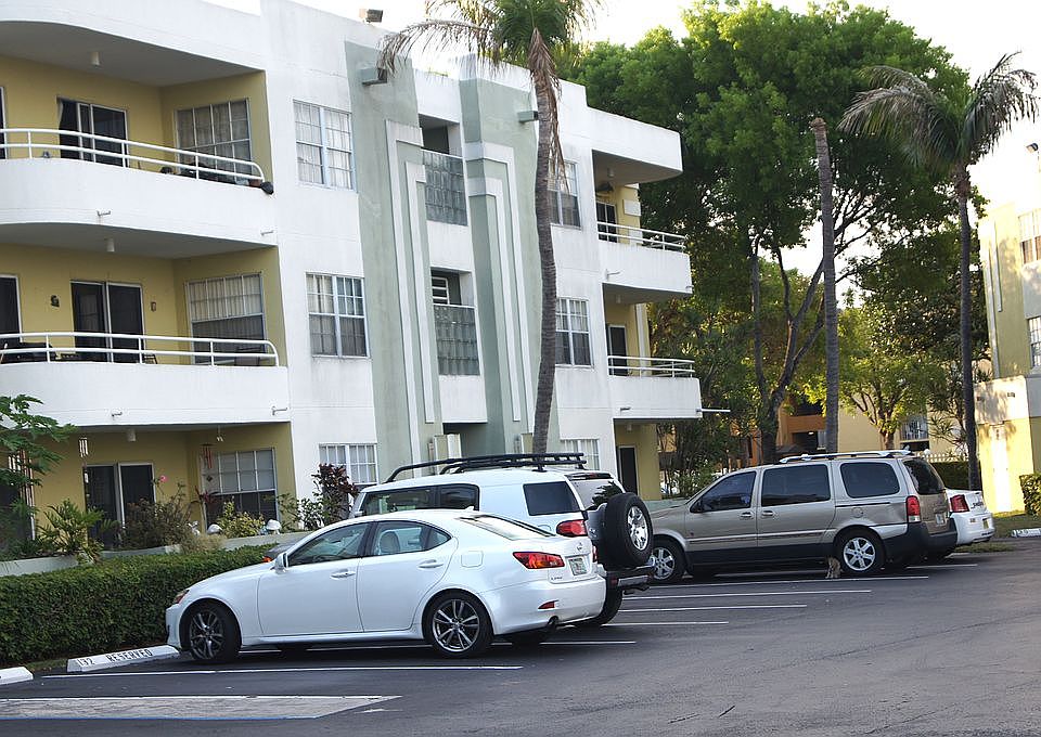 1st image of 10785 SW 108th Ave APT 108