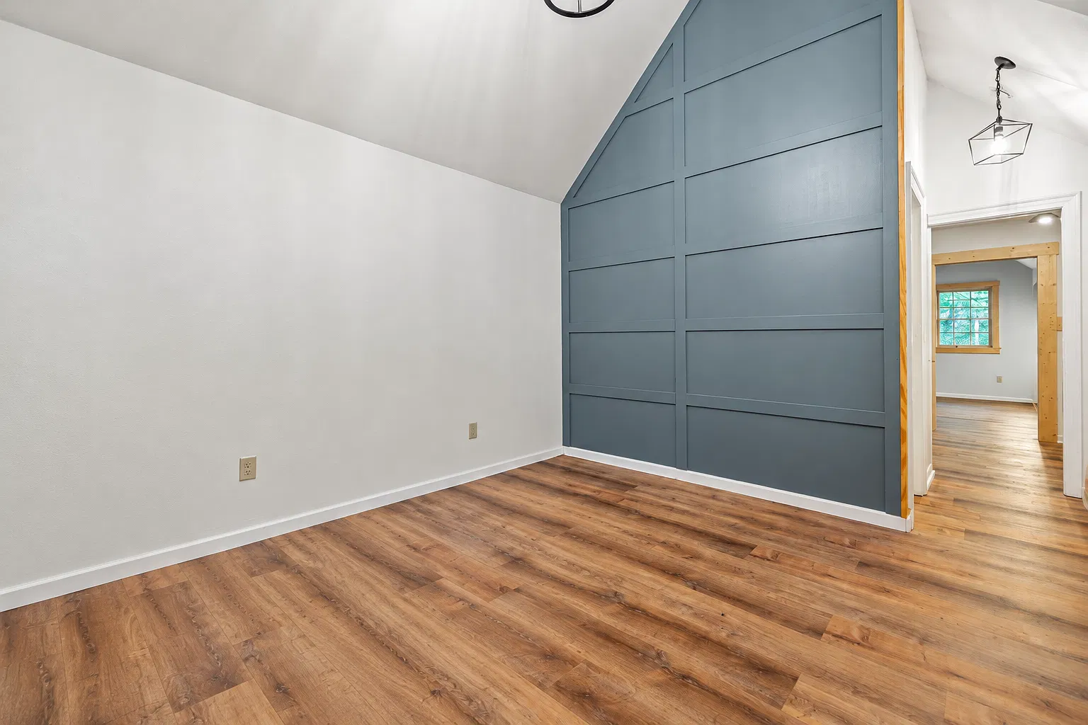 1 bed, 769 sqft, $900 — Photo 2