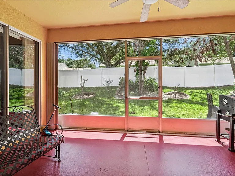 480 Rob Roy Dr — Photo 22
