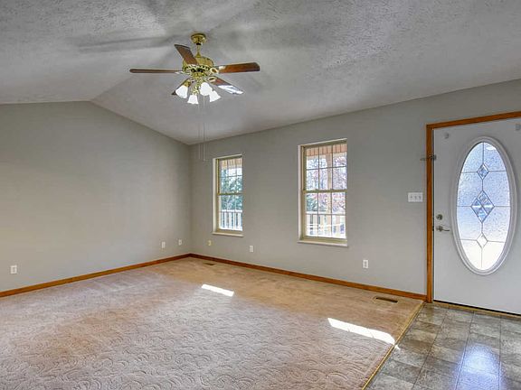 5th image of 2445 Smithland Ln