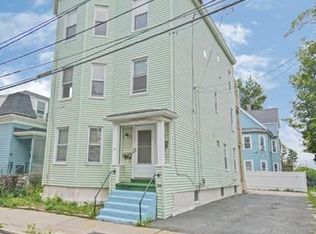 23 R Thorndike St, Everett, MA 02149