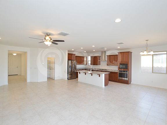5th image of 5037 N 81st Ave