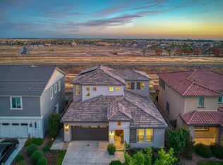 4284 Hillside Rd, Madera, CA 93636