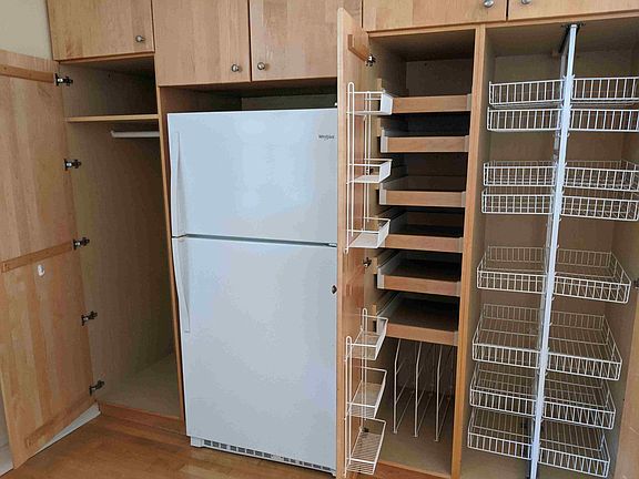 3rd image of 2849 W Palmer St #3W