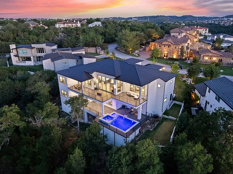 235 Canyon Turn Trl — Photo 35