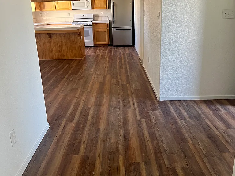 450 Mason Way — Photo 7
