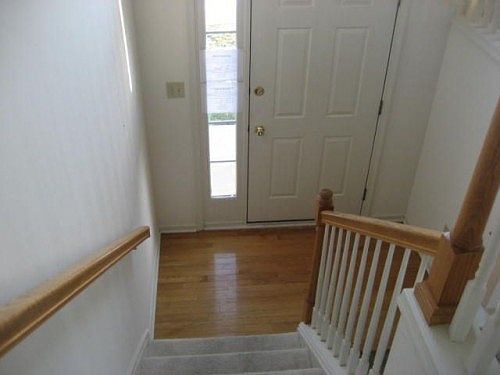 4th image of 12 Green St