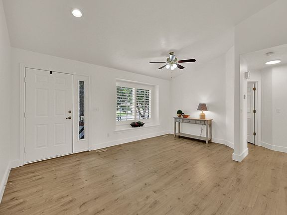 5th image of 1859 N 400 W