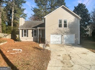 304 Lamden Ct, Lawrenceville, GA 30046
