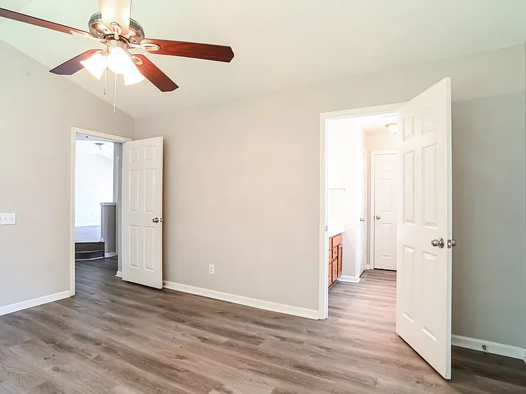 1322 Rumstone Ln — Photo 12