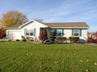 1520 E Midway Rd, Appleton, WI 54915