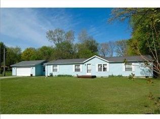 55767 Clover Rd, Mishawaka, IN 46545
