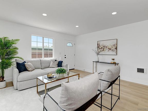 4th image of 93 Bishop St