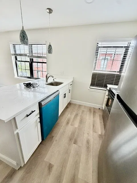 1 bed, 9999 sqft, $2,995 — Photo 3