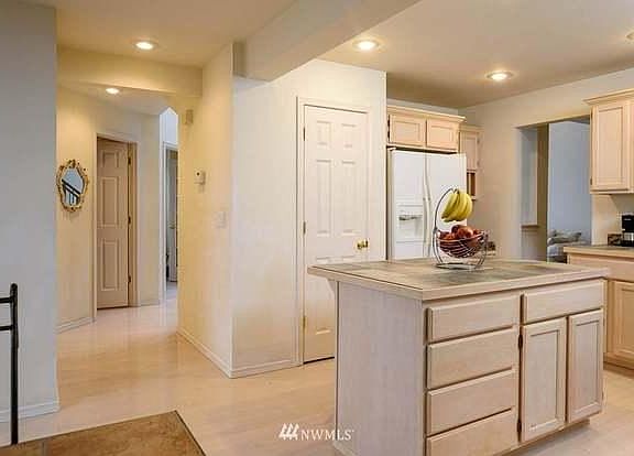 3rd image of 8419 143rd Ct NE