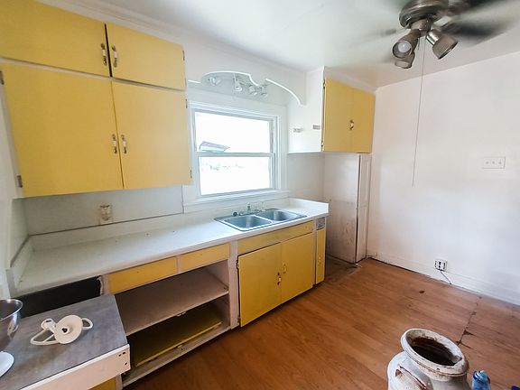 5th image of 1411 Shaft St