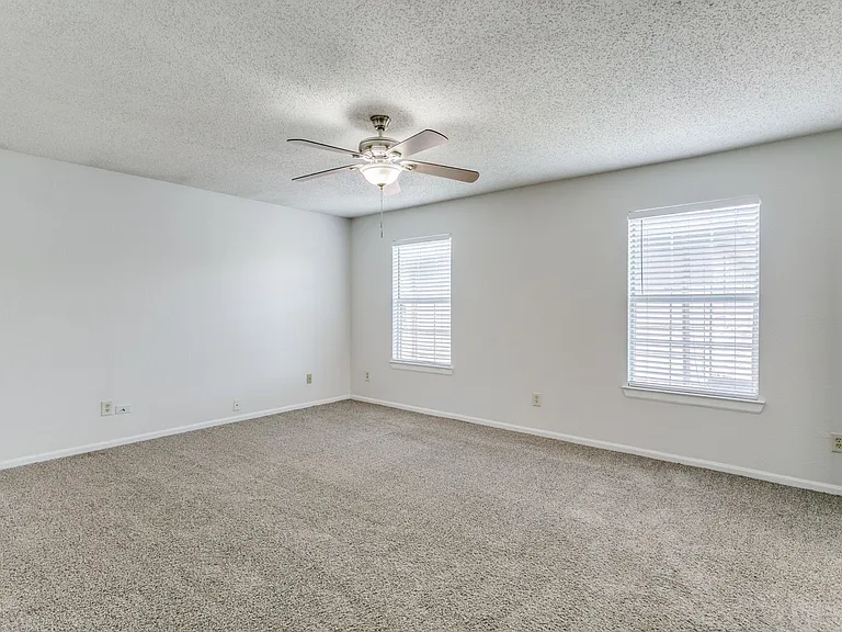 5504 Big Bend Dr — Photo 31