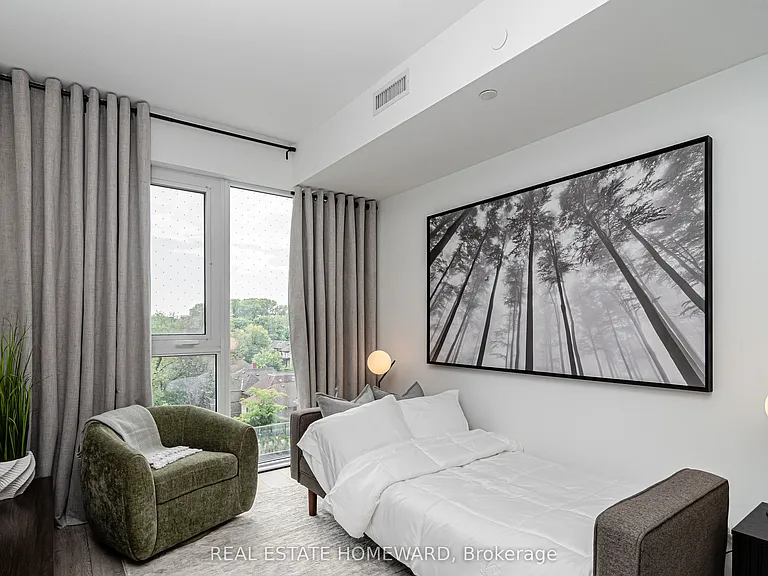 2020 Bathurst St #502 — Photo 24