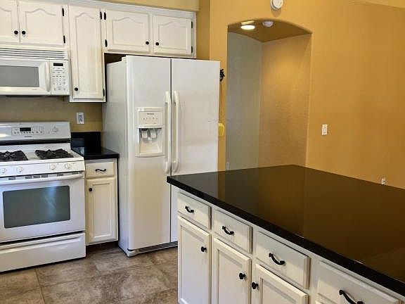 5th image of 23797 Peach Blossom Ct
