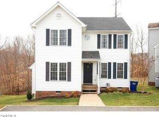 637 Village Gate Dr, Midlothian, VA 23114