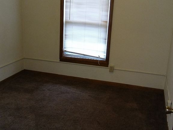 3rd image of 514 Rush St #C