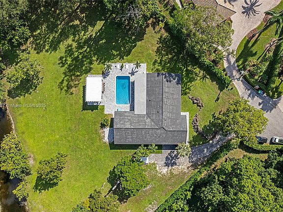 4th image of 9550 NW 42nd Ct