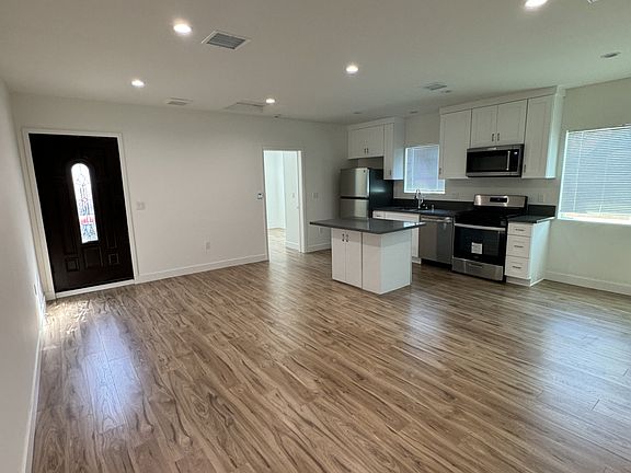 2nd image of 8425 Day St