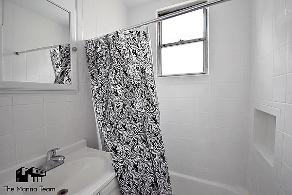 Rented by Compass | media 12