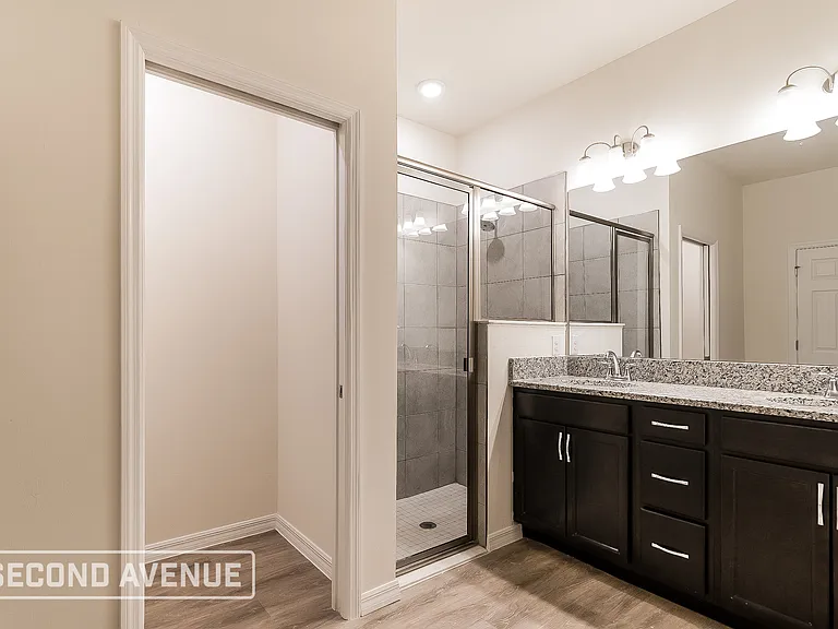 3353 Reservoir St — Photo 10