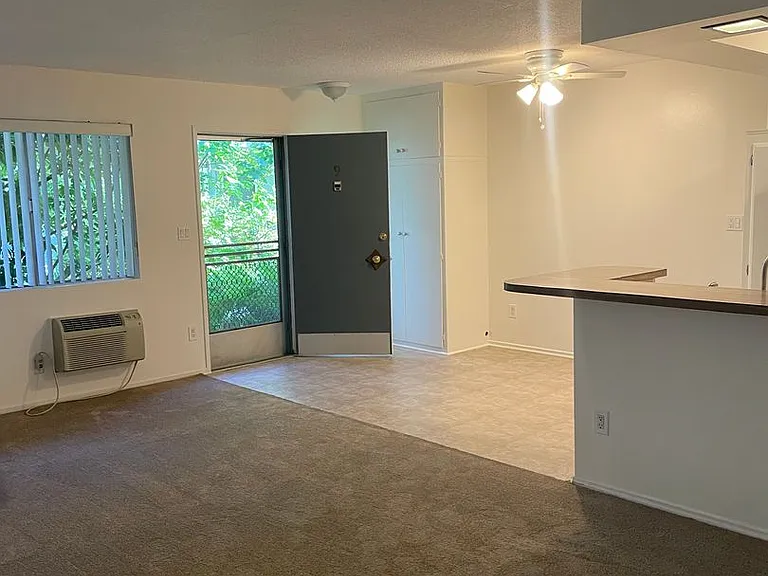 Blairwood Wyngate (#230) — Photo 4