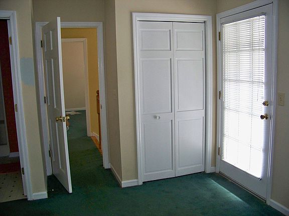 Master opens to upper porch