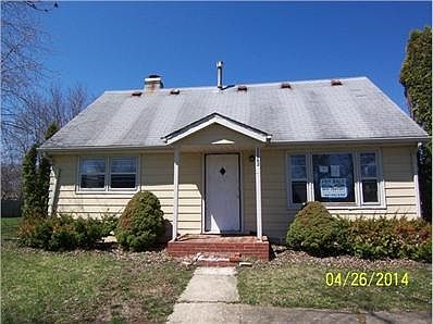 1st image of 35662 N Garrick Ave
