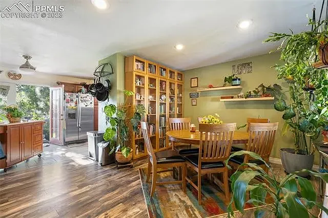 3905 Red Cedar Dr — Photo 3