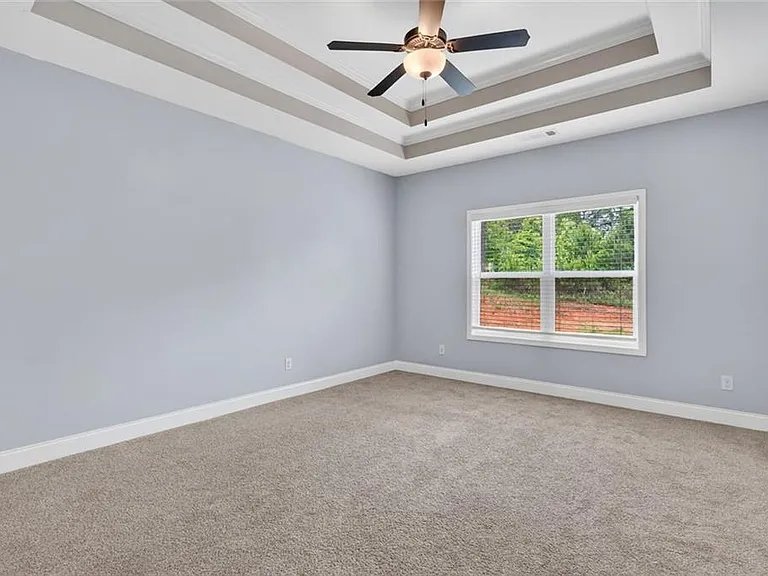 80 Whitley Ct — Photo 18